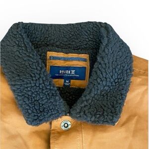 New with tag Roark  long sleeve button down Sherpa lining jacket men’s size M